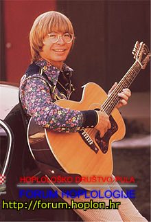 220px-John_Denver_portrait.jpg