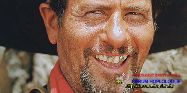 wallach_676629S1.jpg