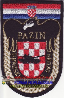 HV Hrvatski vitezovi oklopa Pazin.jpg