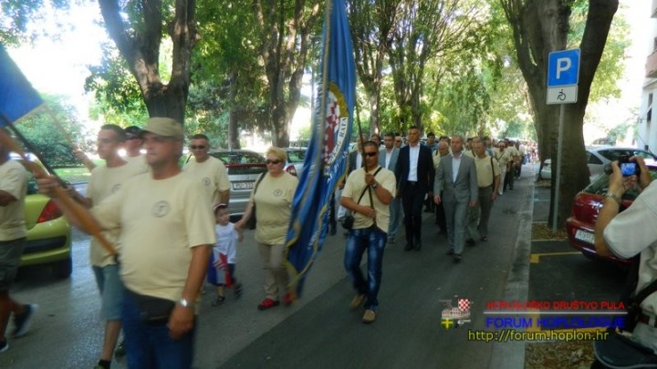 3. mimohod hrvatskih branitelja 2015 038.JPG