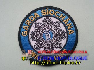 Irska - Garda Siochana - WU.jpg